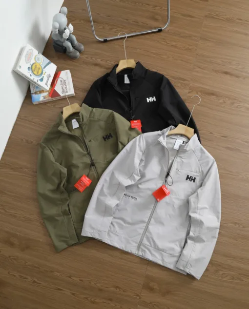 Premium Helly Hansen Mantel Schwarz Urban Luxury