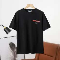 Hochwertige Prada Kurzarm-Kollektion aus weißer Baumwolle