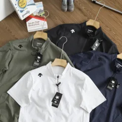 Premium Descente Kurzarm Schwarz Polyester Atmungsaktive Kollektion