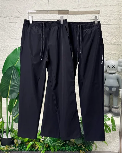 Hochwertige Helly Hansen Hose Black Classic Collection