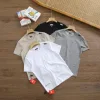 Premiumqualität Helly Hansen Kurzarmhemd aus weißer Baumwolle im Logo-Stil