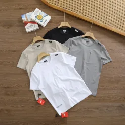 Premiumqualität Helly Hansen Kurzarmhemd aus weißer Baumwolle im Logo-Stil