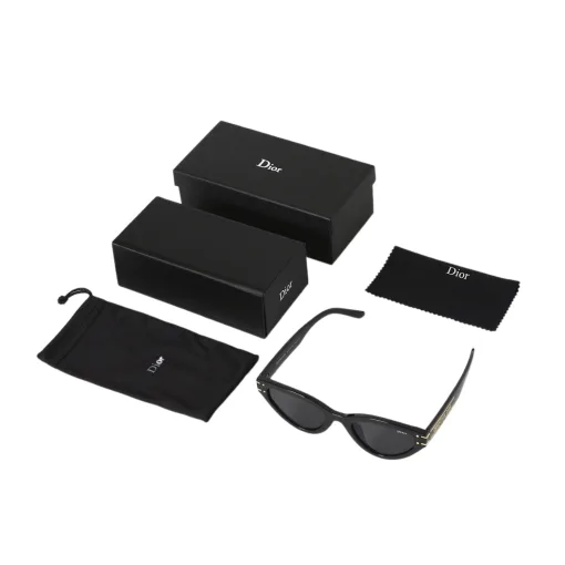 Hochwertige Dior-Brillenkollektion mit schwarzem Logo