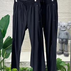 Bestseller Helly Hansen Hosen Schwarz Casual Kollektion
