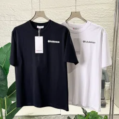 Bestseller: Kurzarmhemden von Lululemon aus schwarzer Baumwolle mit Logo-Kollektion