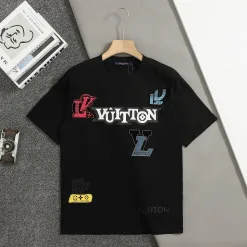Hochwertige Louis Vuitton Kurzarm-Kollektion aus schwarzer Baumwolle mit Stickerei