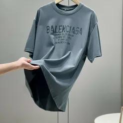Balenciaga – Kurzärmliges Baumwoll-Print-Modell in Premiumqualität in Schwarz