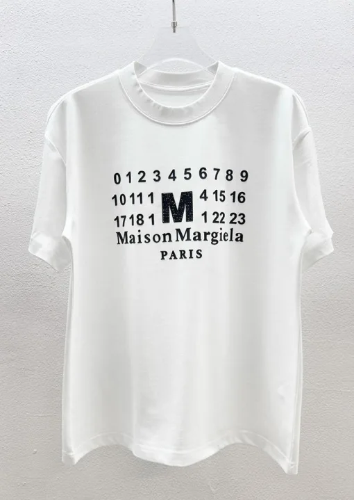 Premium Margiela T-Shirts Schwarzer Baumwollstil