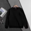 Premium Louis Vuitton Sweatshirts Schwarz Baumwolle Bestickt Stil