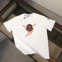 Moncler Kurzärmeliges Baumwoll-Print-Modell in Premiumqualität in Schwarz